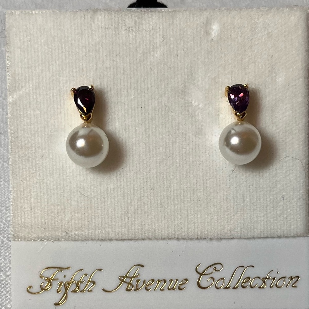 New Fifth Avenue Collection Gold and Purple Pearl Earrings. 14kt posts.